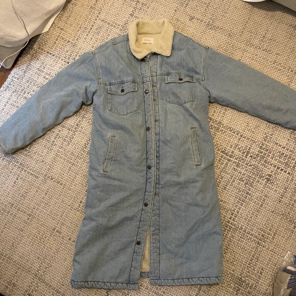 Aritzia TNA Golden Denim Coat - Picture 5 of 11